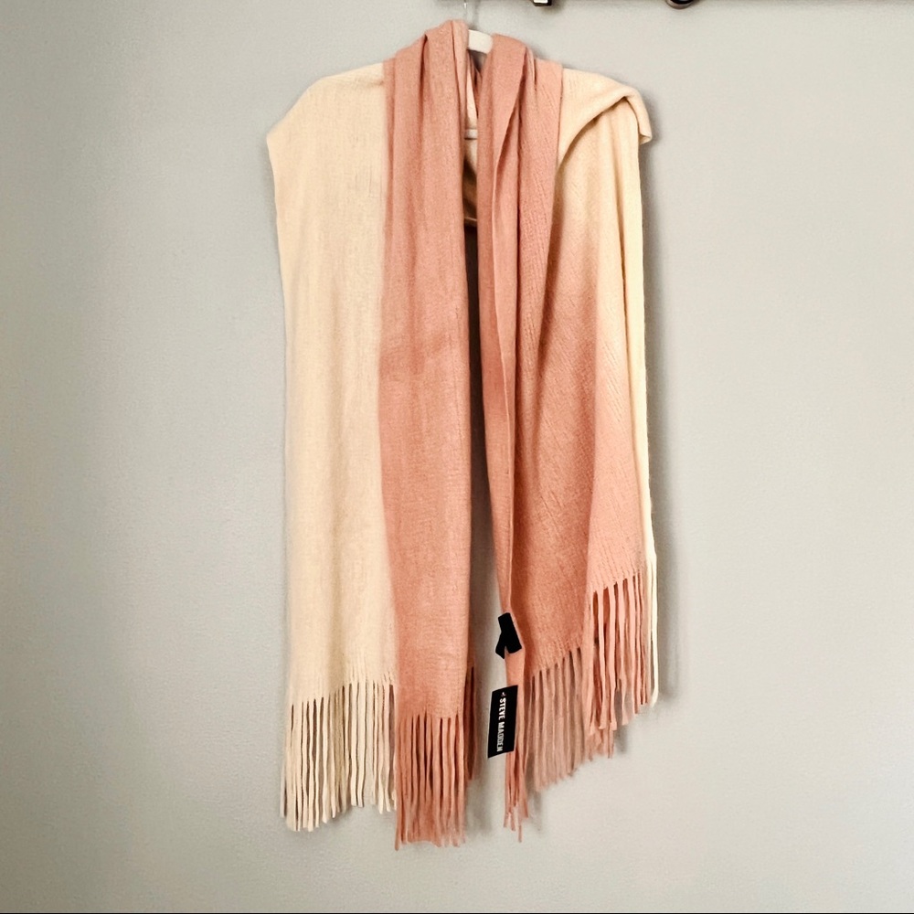 NWT Steve Madden Pink Cream Ombre Scarf